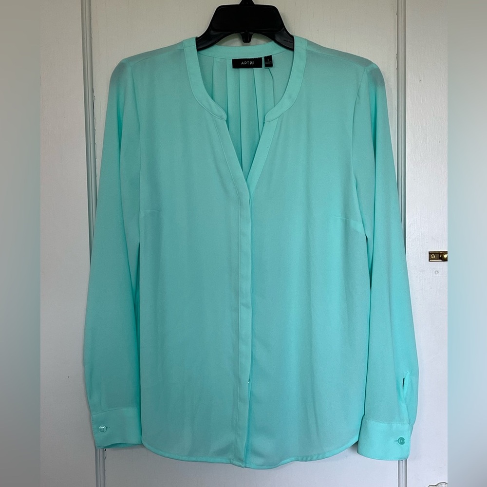 Apt 9 blouse, mint green, S